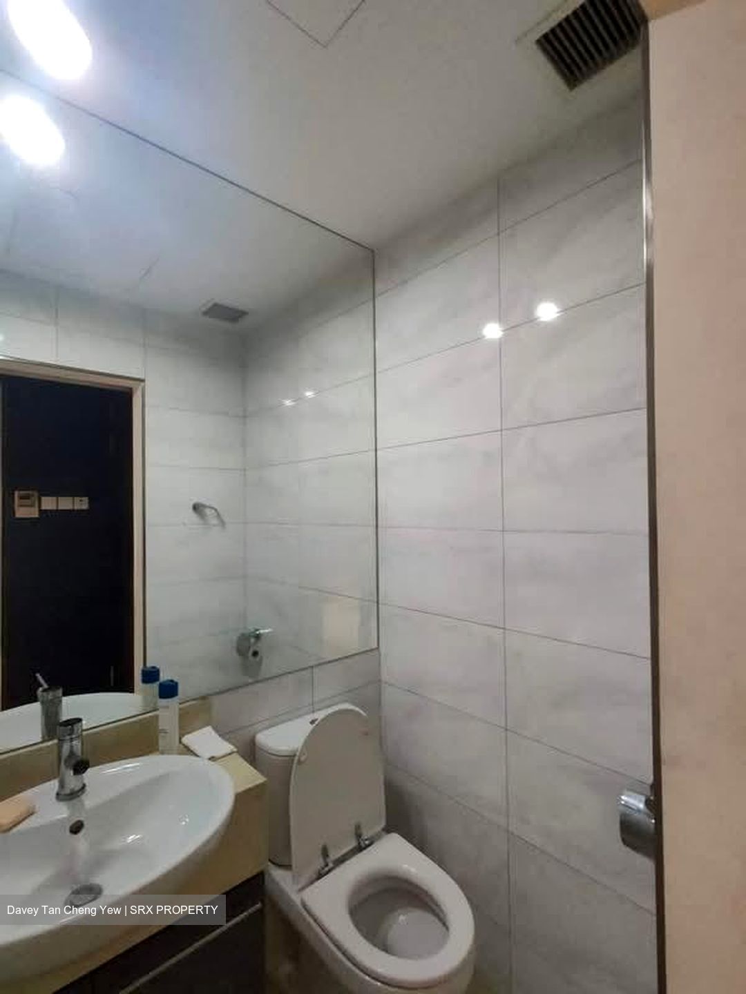 Eu Tong Sen Street (D1), Apartment #578299311